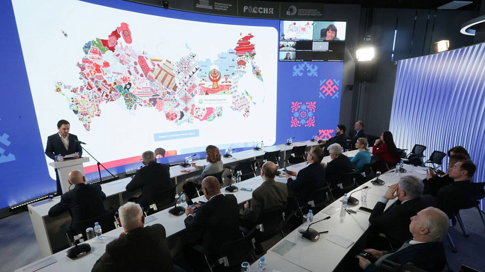 На Выставке-форуме "Россия" представили обновлённый интернет-портал "Национальнаяполитика.рф"